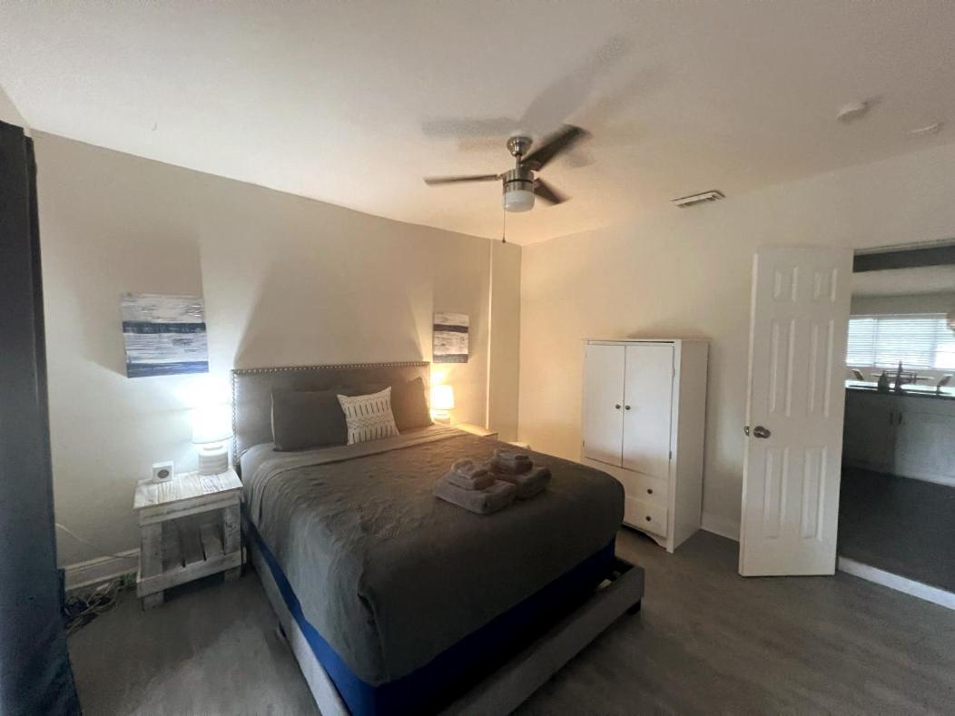 Designed Private Suites In Miami Room photo